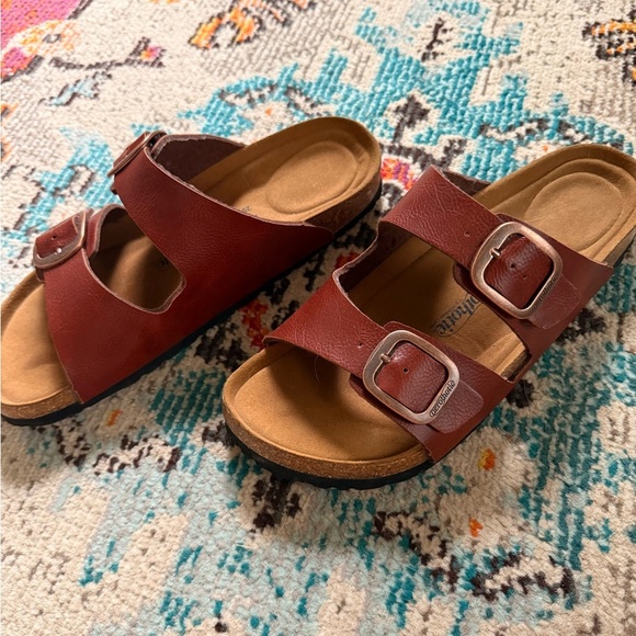 Aerothotic Brownish Red Leather Sandals - Picture 2 of 4